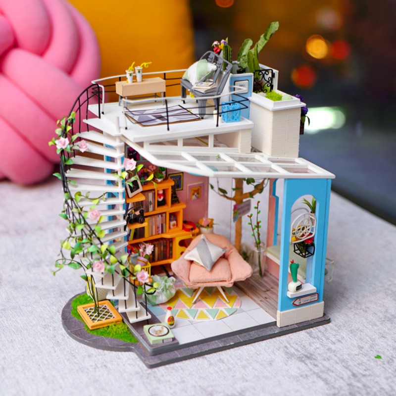 Dora`s Loft , Diy Miniature House