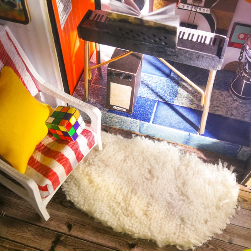 Kevin`s studio, Diy Miniature House