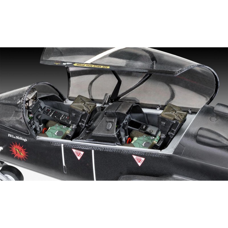 Revell. BAe Hawek T2 - 03852