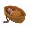 Poppendraagmand ochre mousseline Poppendraagmand ochre mousseline