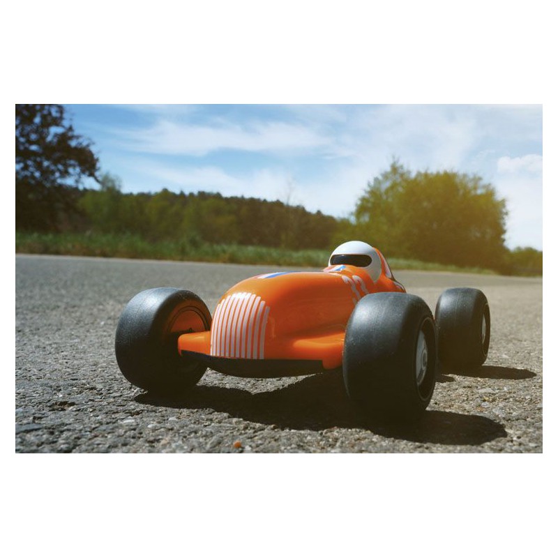 Studio Racer Orange-Max  33,  Schuco