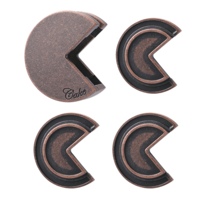 Huzzle Cast Cake****