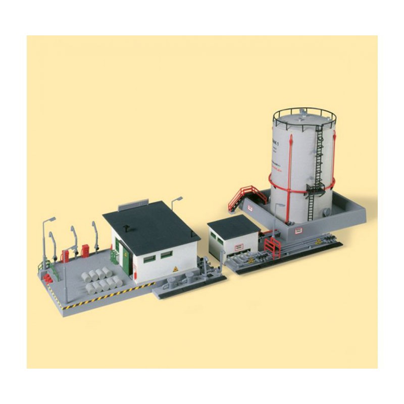 Auhagen H0 Kleine opslag met hoge tank 12264