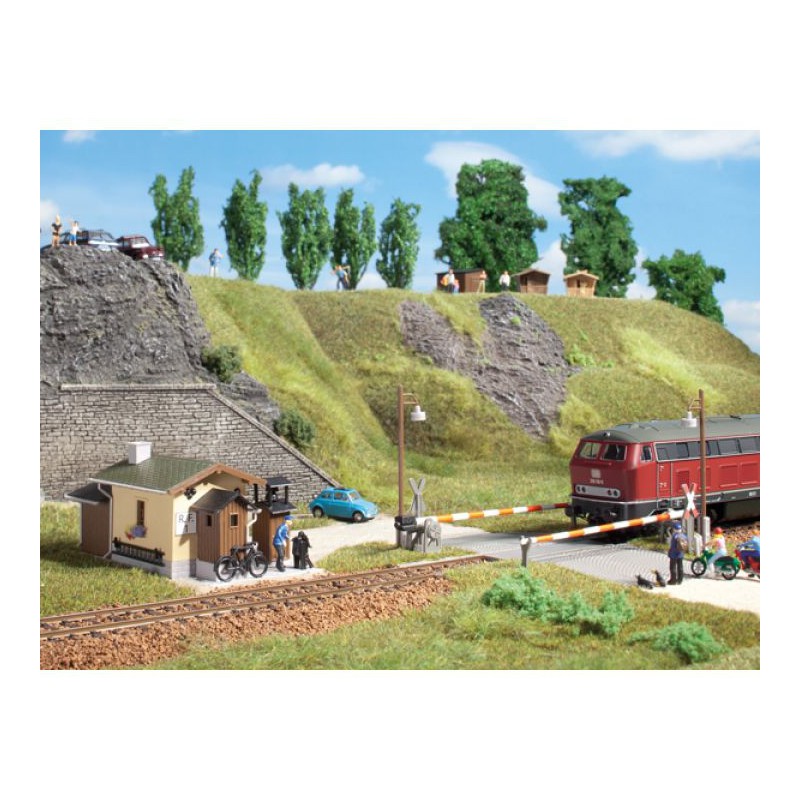 Auhagen H0 Beperkte spoorwegovergang 11345