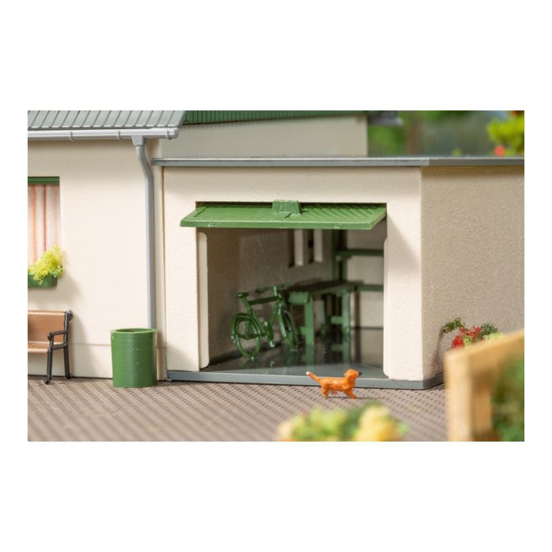 Auhagen H0 Eengezinswoning met garage 11454