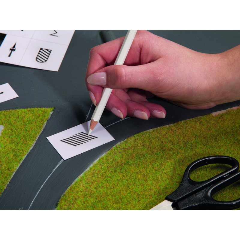 Starter-set voor wegmarkering 1 bochtliniaal 1 wegmarkeringspen 1 wegmarkeringssjabloon elk voor H0, TT en N-spoor