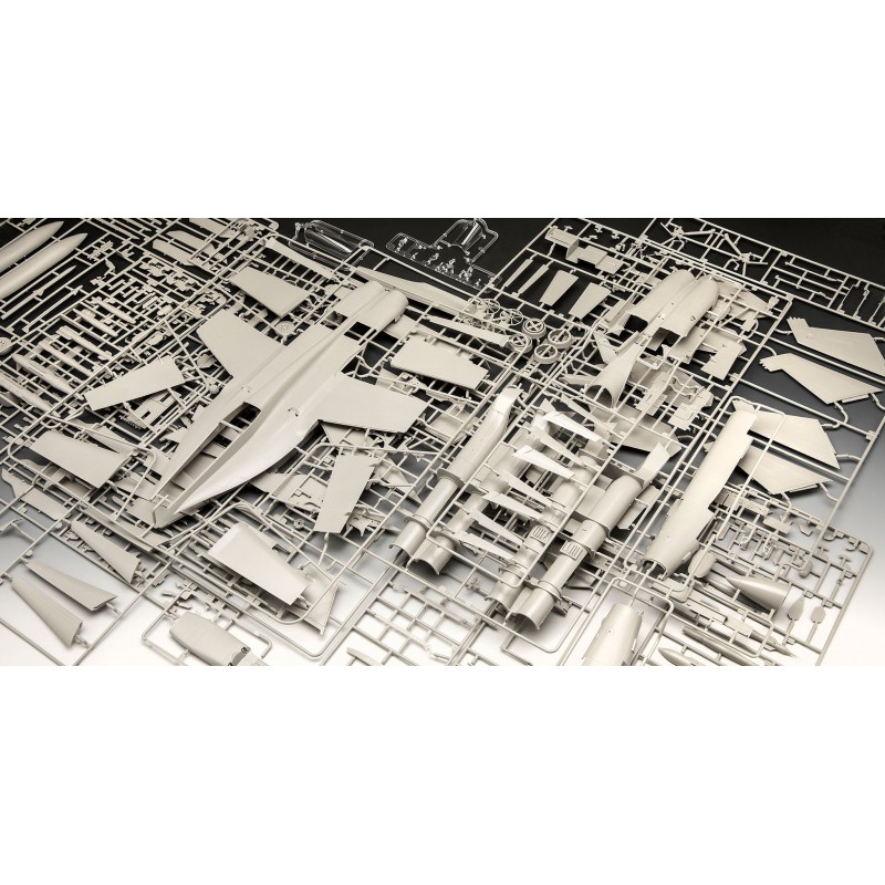 F/A-18F Super Hornet, Revell