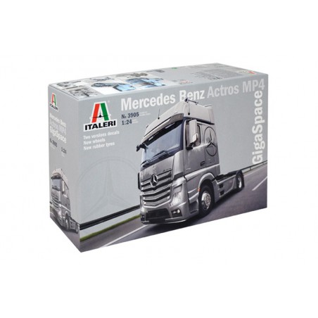 Mercedes Benz Actros MP4 Gigaspace, Italeri