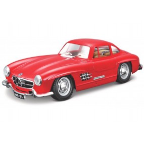 1954 Mercedes-Benz 300 SL rood 1:18, Bburago