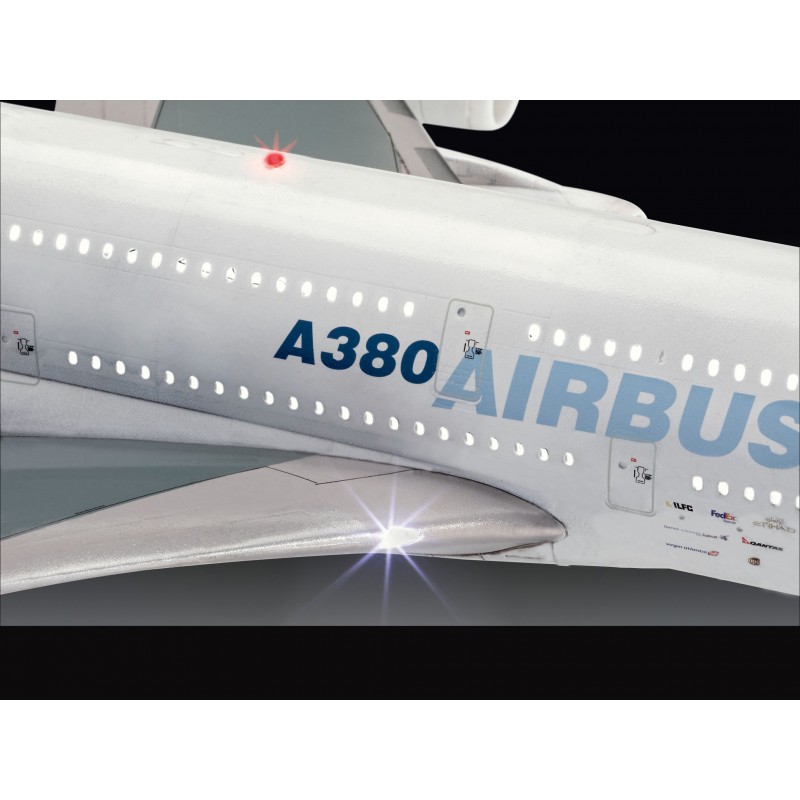Airbus A380-800, Revell