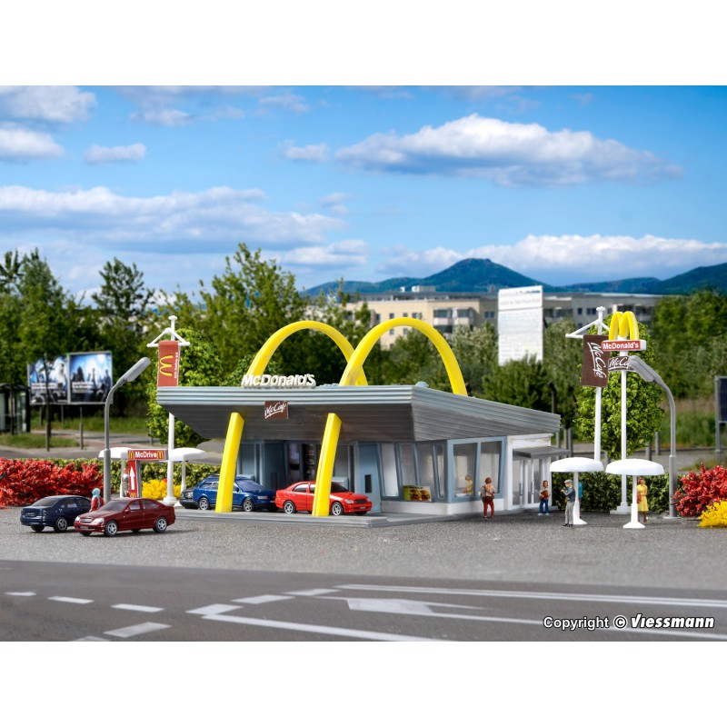 Vollmer, McDonald`s fast food restaurant with McDrive, N 1:160