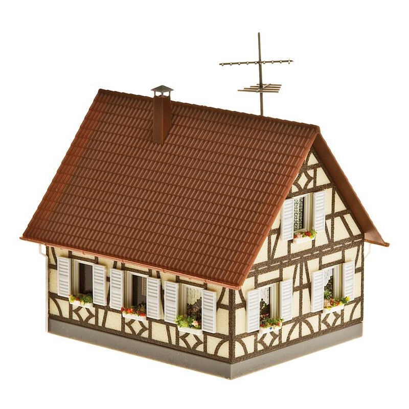 Faller, Eengezinswoning met vakwerk, H0 1:87