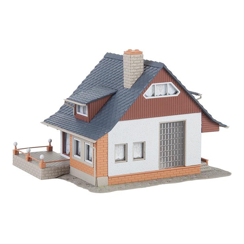Faller, Woonhuis met balkon, H0 1:87