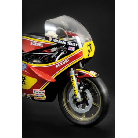 Suzuki RG 500 XR27 1:9, Italeri