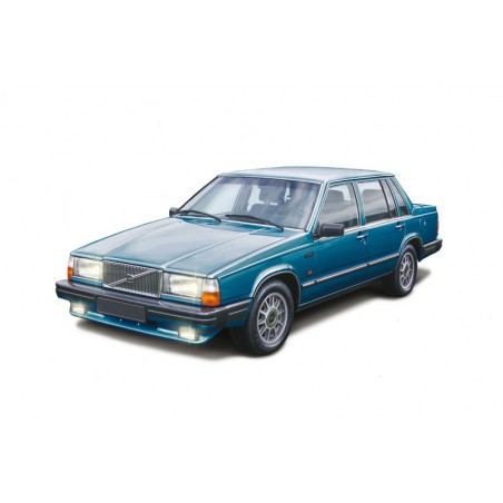 Volvo 760 GLE 1:24, Italeri