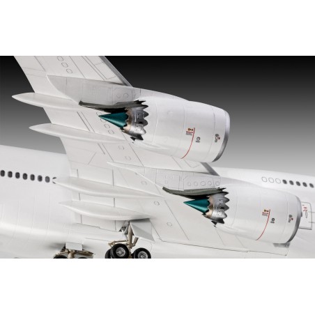 Boeing 747-8 Lufthansa "New Livery" 1:144, Revell