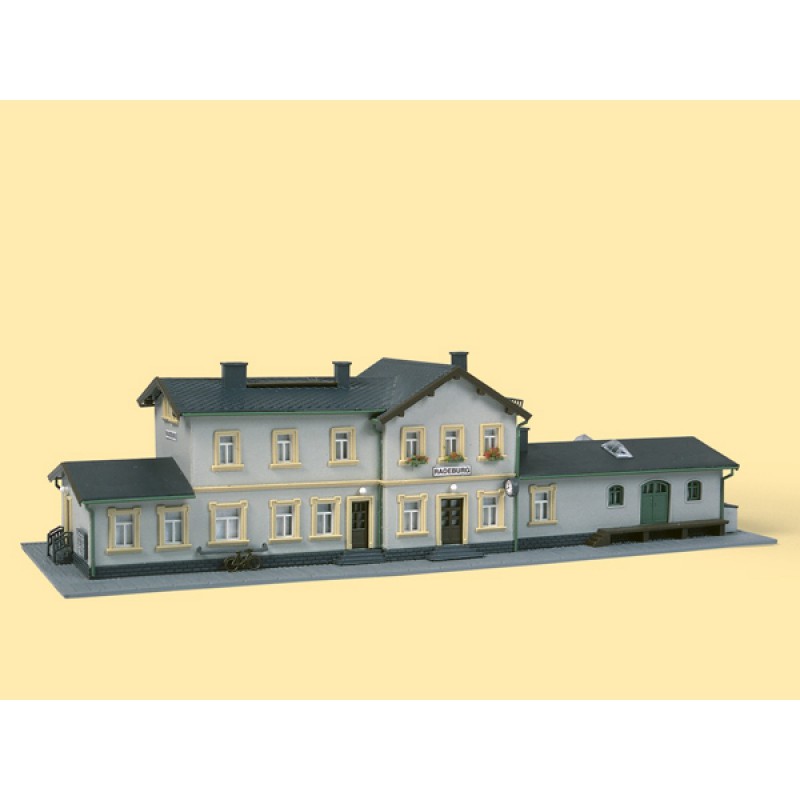 Auhangen N Bahnhof Radeburg 14453