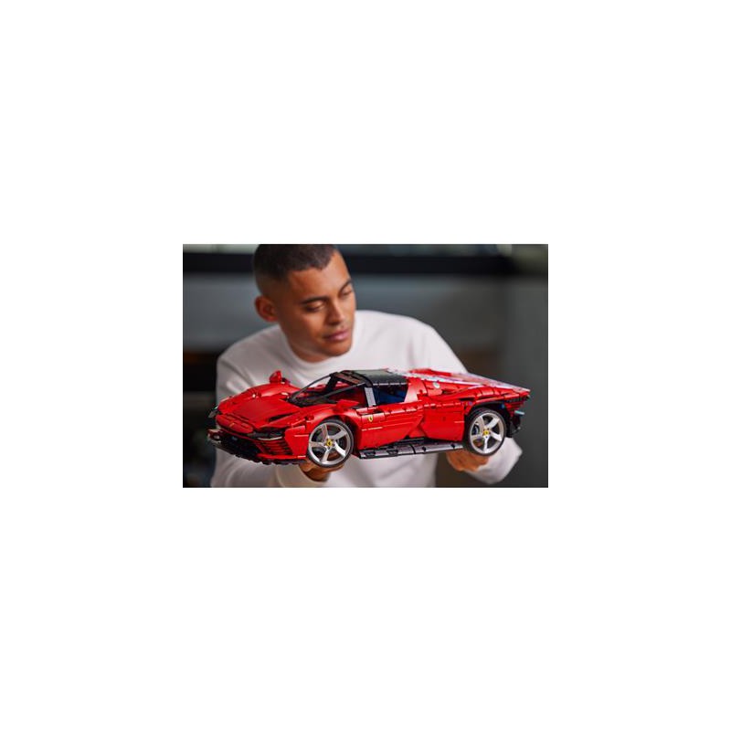 LEGO TECHNIC -  42143 Ferrari Daytona SP3