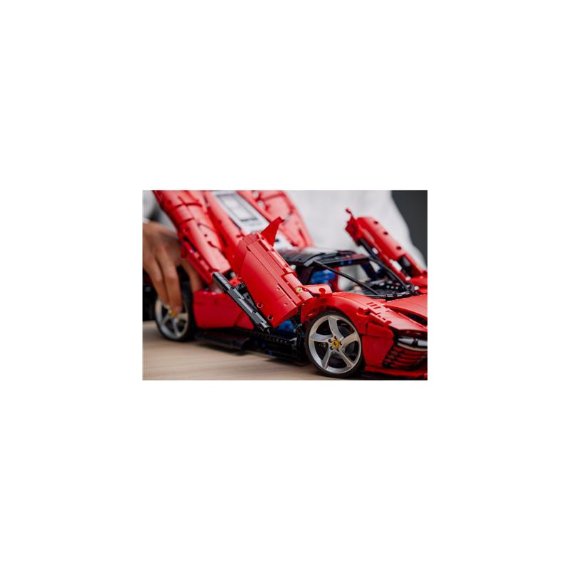 LEGO TECHNIC -  42143 Ferrari Daytona SP3