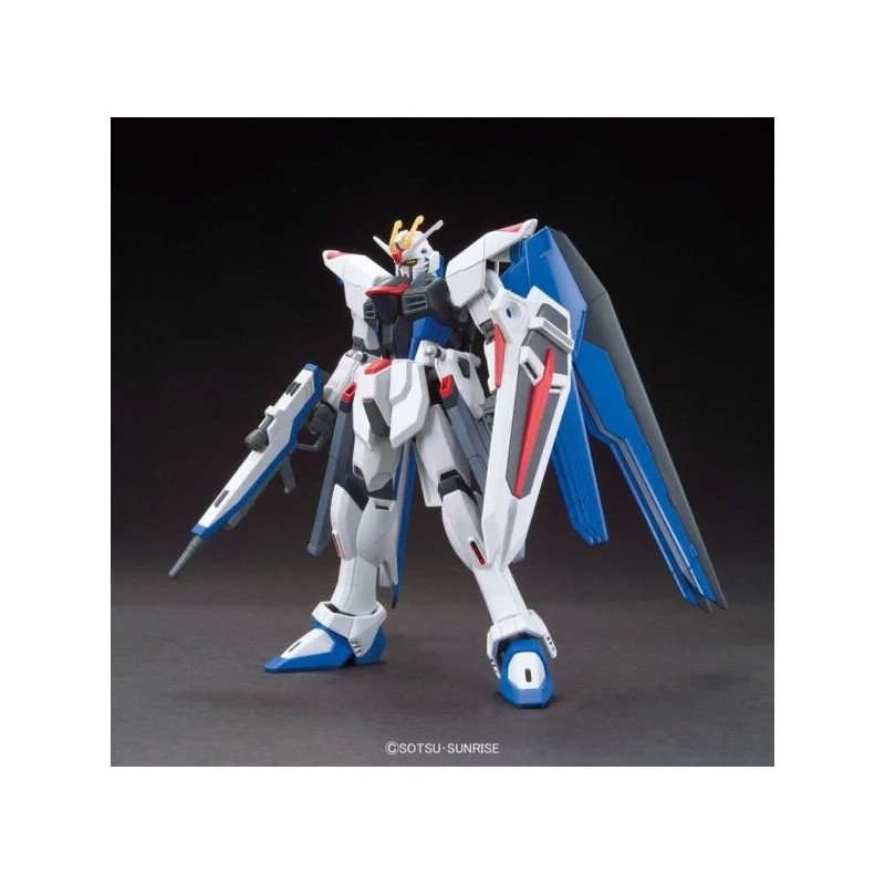 gundam-hg-freedom-1144-bandai