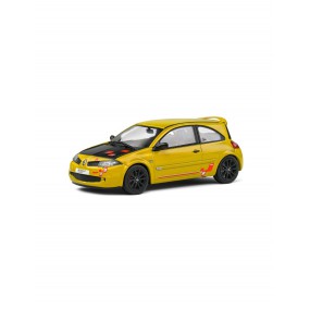 renault-megane-r26r-143-solido