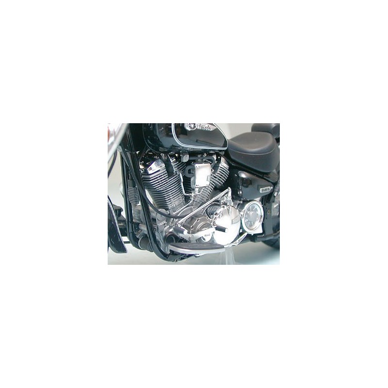 yamaha-xv-1600-roadstar-112-tamiya