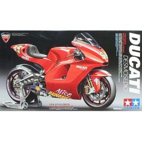 ducati-desmosedici-112-tamiya