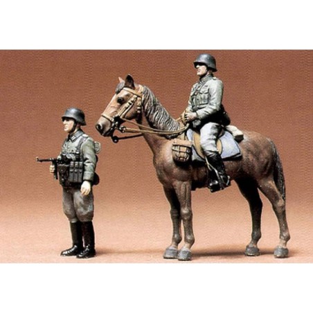 wehrmacht-mounted-miniatures-135-tamiya