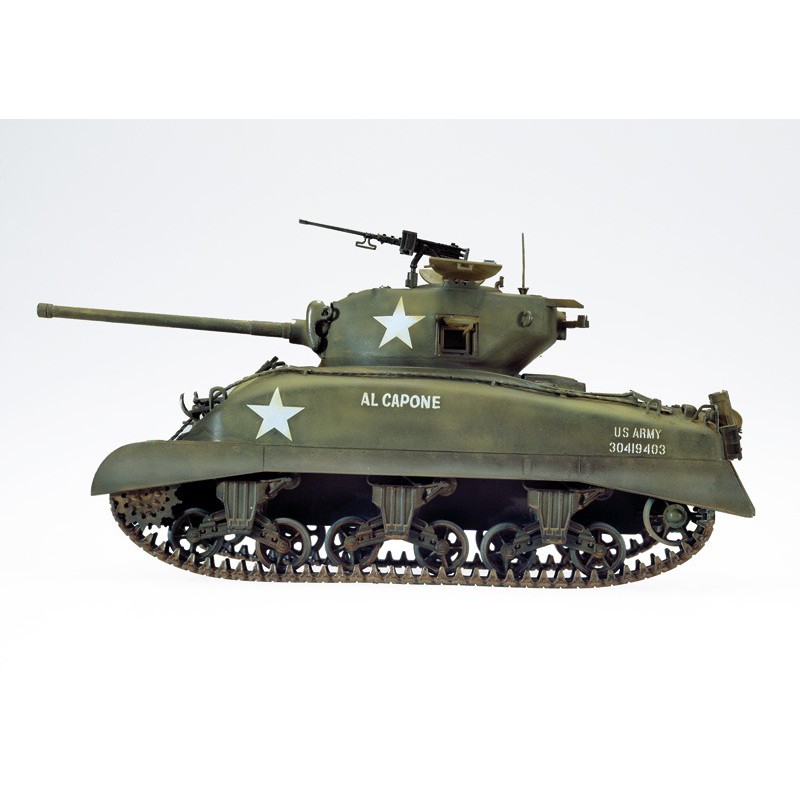 m4a1-sherman-135-italeri