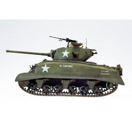 m4a1-sherman-135-italeri