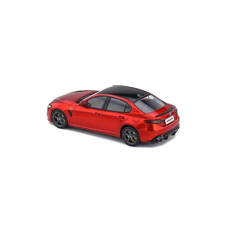 alfa-romeo-giulia-gta-m-2021-rood-118-solido