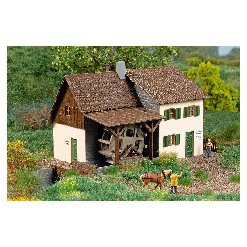 Oude olie molen, H0 Auhagen (13353)(Exclusief motor!!)