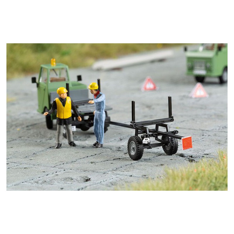 Multicar M22 met oplegger, H0 Auhagen (41677)