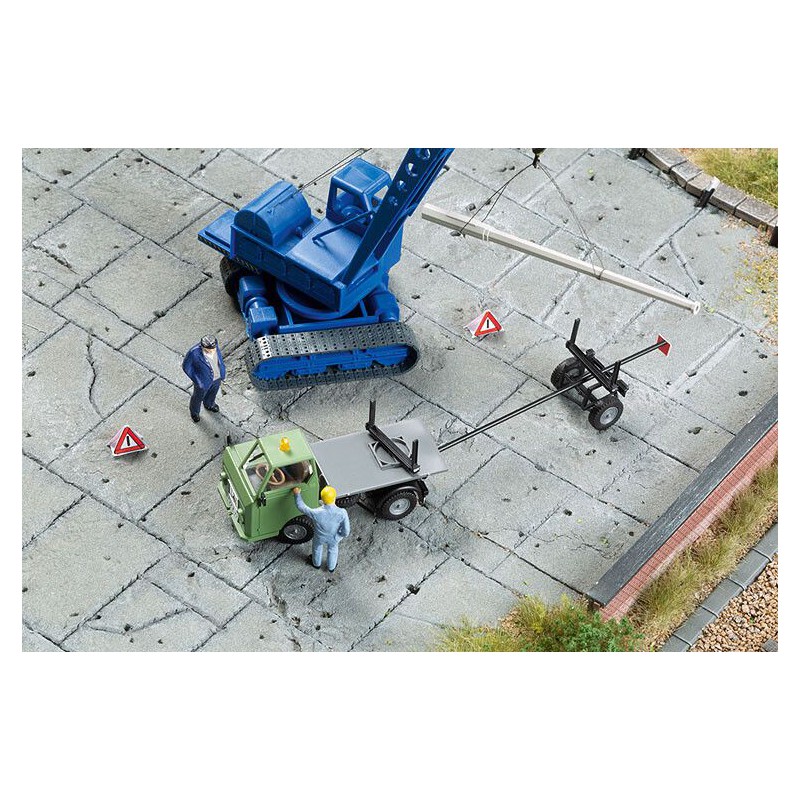 Multicar M22 met oplegger, H0 Auhagen (41677)