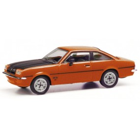 Opel Manta B, Rood(Bruin)/Zwart 1:87, Herpa
