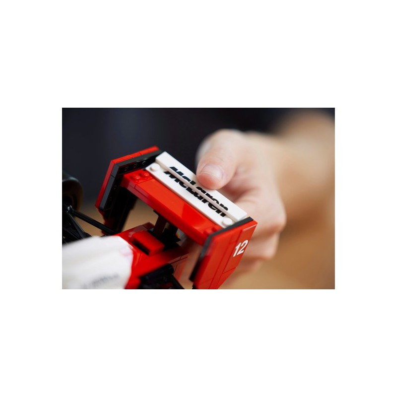 LEGO Icons -  10330 McLaren MP4/4 & Ayrton Senna