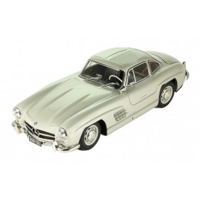 Mercedes-Benz 300 SL 1:8, Ixo Collections