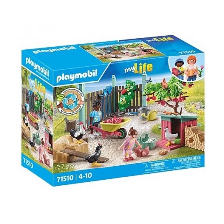 Playmobil - My Life, kleine kippenboerderij in de tuin van het kleine huis 71510