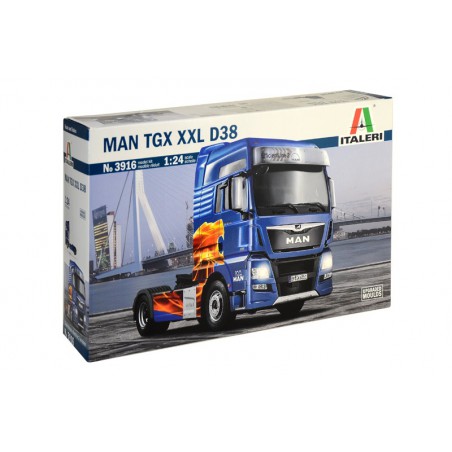 Man TGX D38 Truck 1:24, Italeri