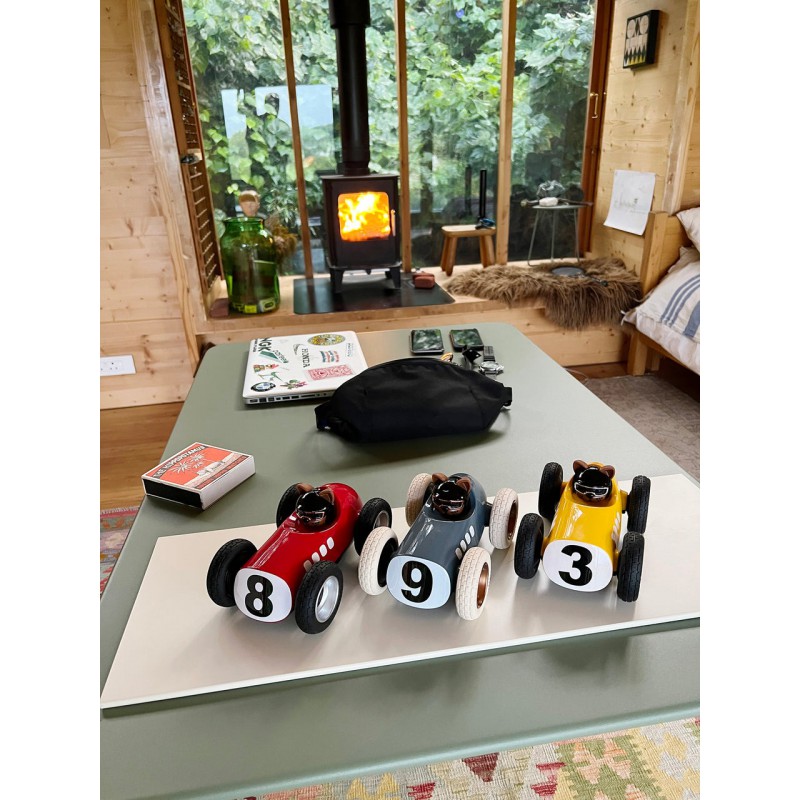 playforever-egg-hardy