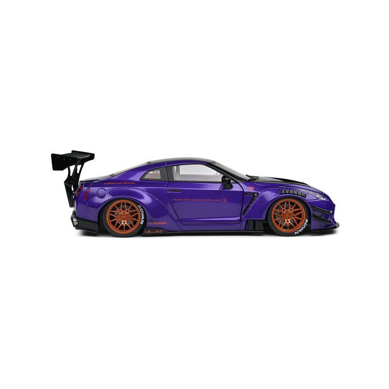 Nissan GT-R R35 W/ Liberty (Paars) - 1:18 - Solido