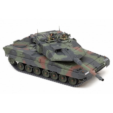 leopard-2-a7v-battle-tank-135-tamiya