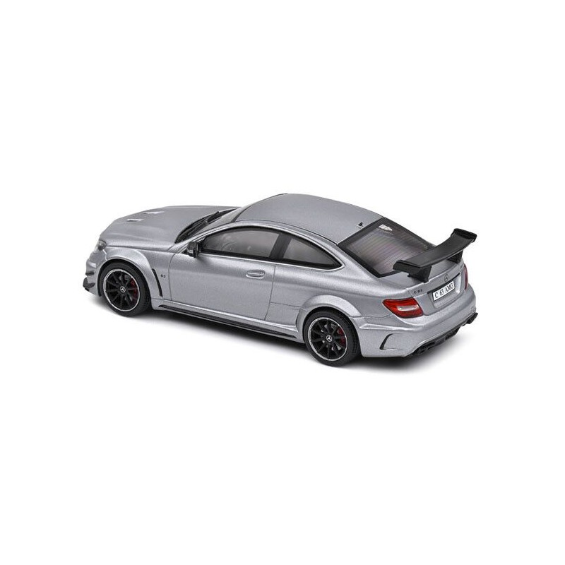 Mercedes Benz C63 AMG Black Series '11 (Grijs) - 1:43 - Solido