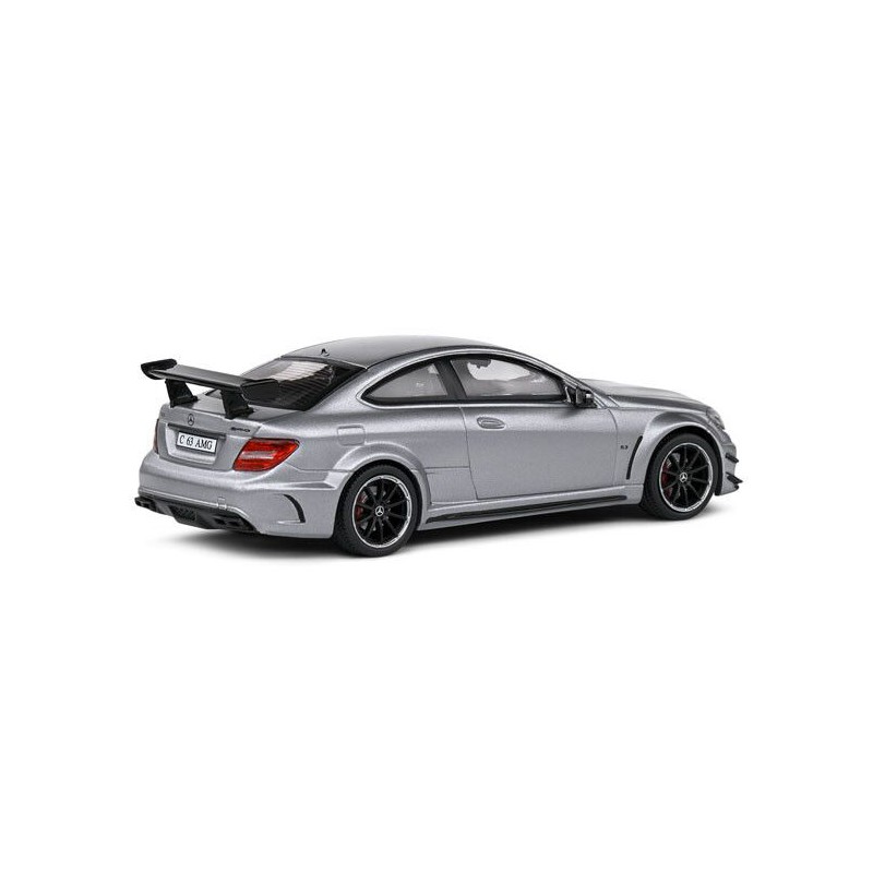 Mercedes Benz C63 AMG Black Series '11 (Grijs) - 1:43 - Solido