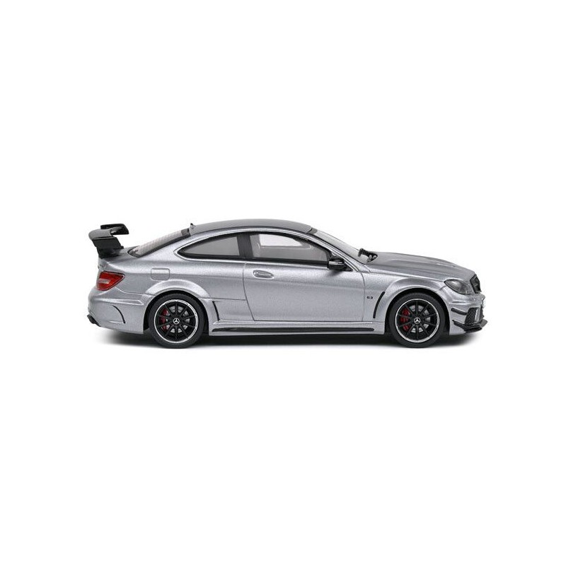 Mercedes Benz C63 AMG Black Series '11 (Grijs) - 1:43 - Solido