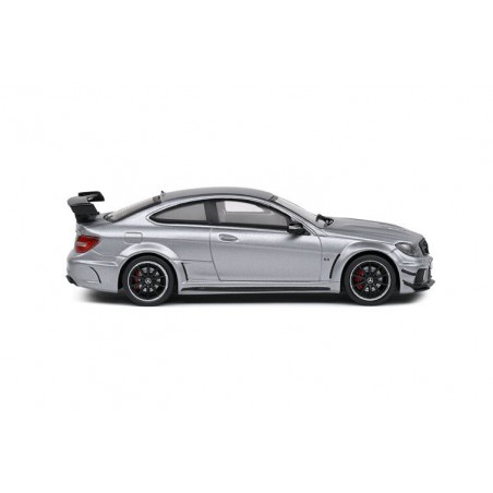 Mercedes Benz C63 AMG Black Series '11 (Grijs) - 1:43 - Solido