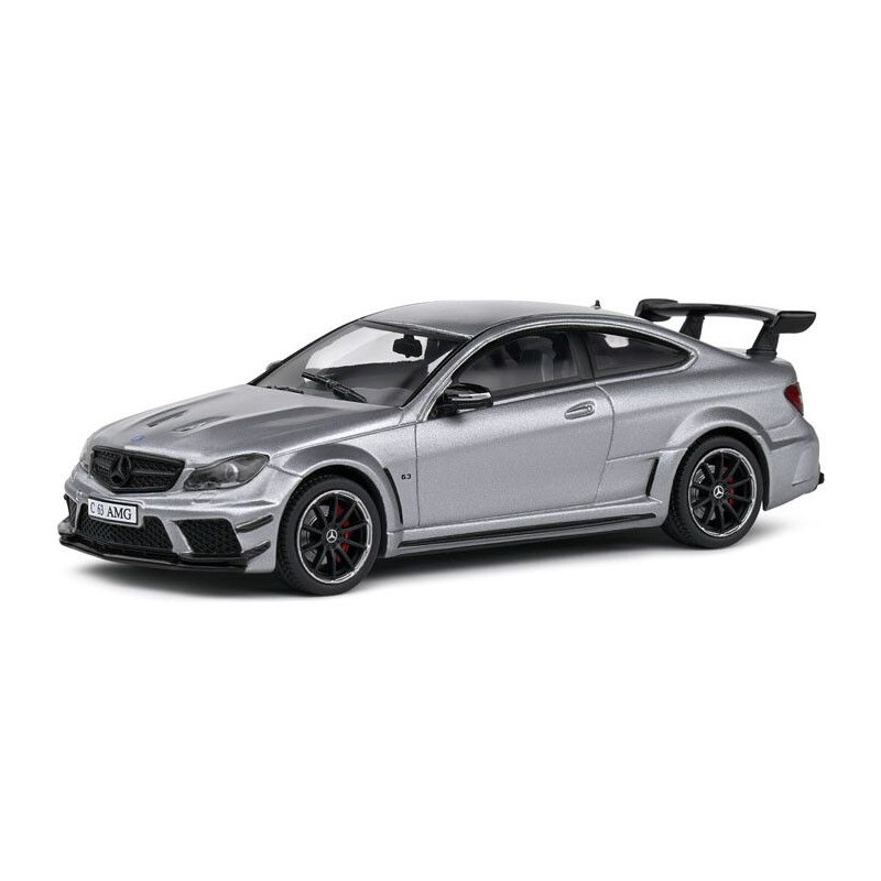 Mercedes Benz C63 AMG Black Series '11 (Grijs) - 1:43 - Solido