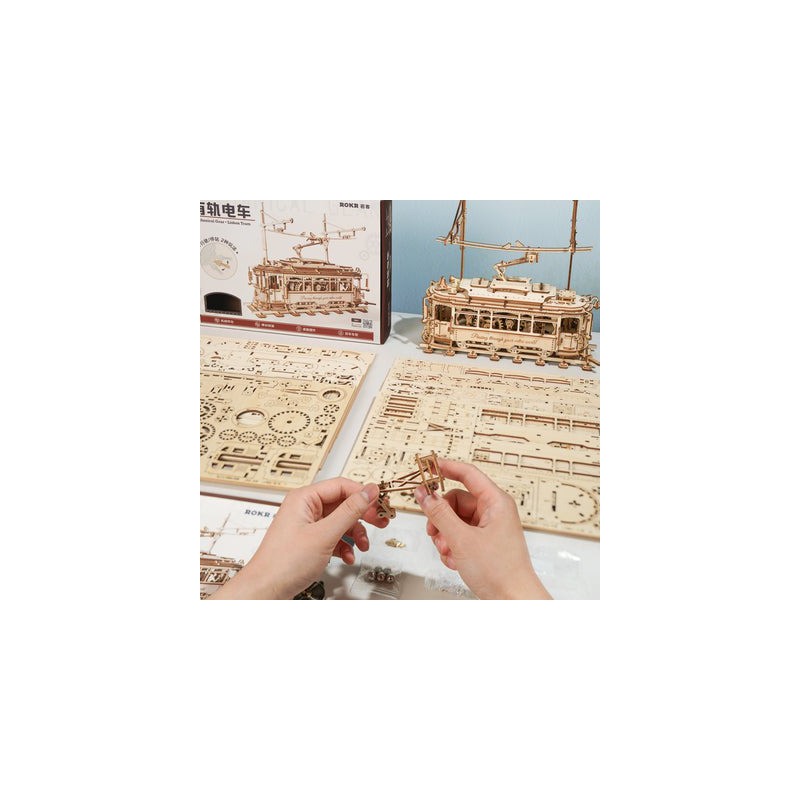 classic-city-tram-diy-mechanisch-houtwerk-rokr