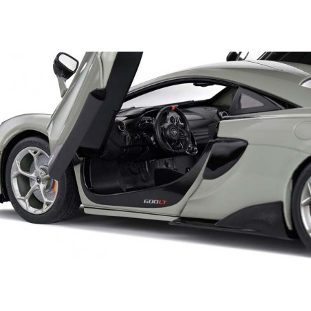 mclaren-600lt-18-zilvergrijs-118-solido