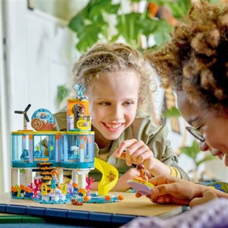 LEGO FRIENDS - 41736 Reddingscentrum op zee